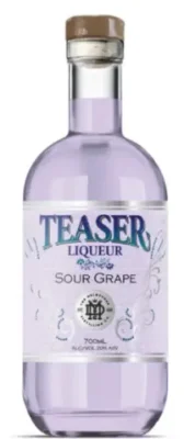Teaser Cocktail Sour Grape in a 700mL Bottle